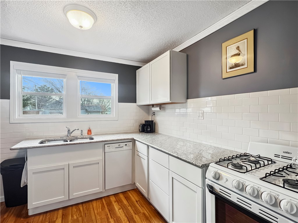 108 11th Street Property Photo 5