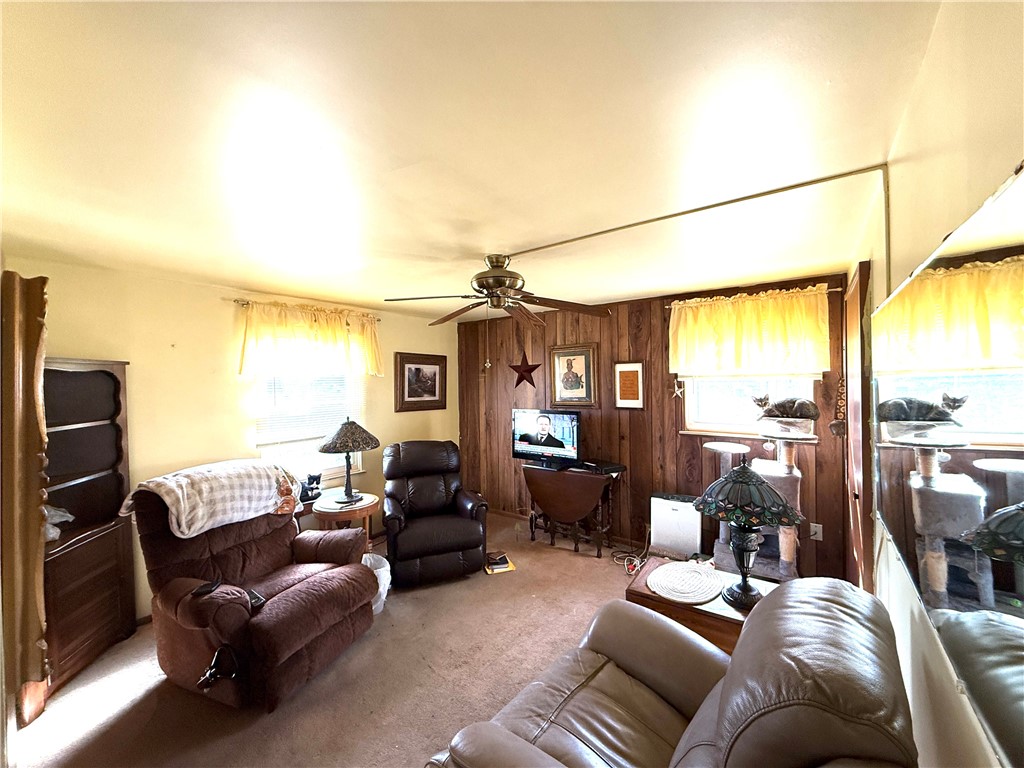 607 Trego Drive Property Photo 6