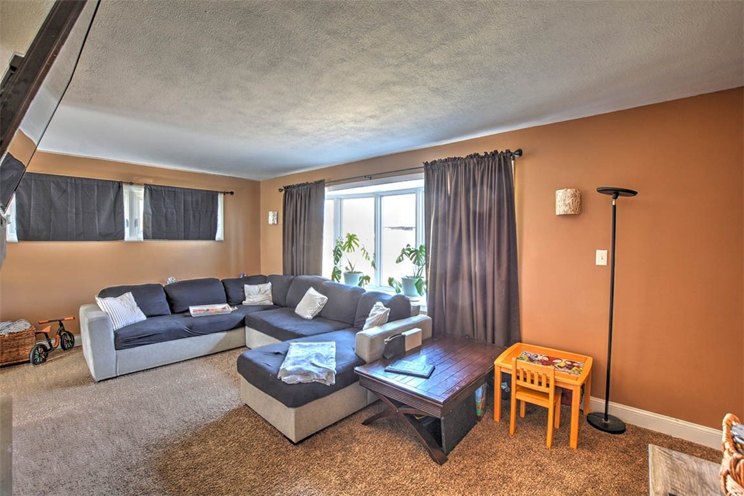 3331 Leafdale Avenue Property Photo 1