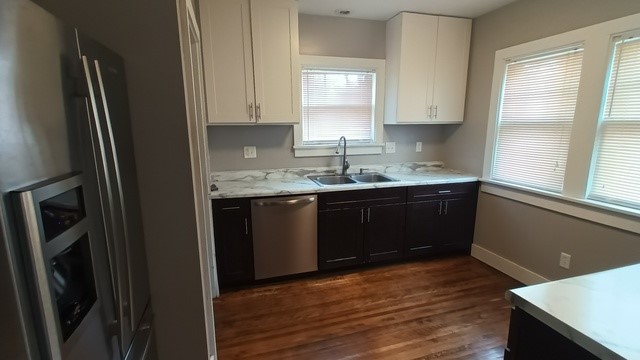 1383 W Sunset Avenue Property Photo 6