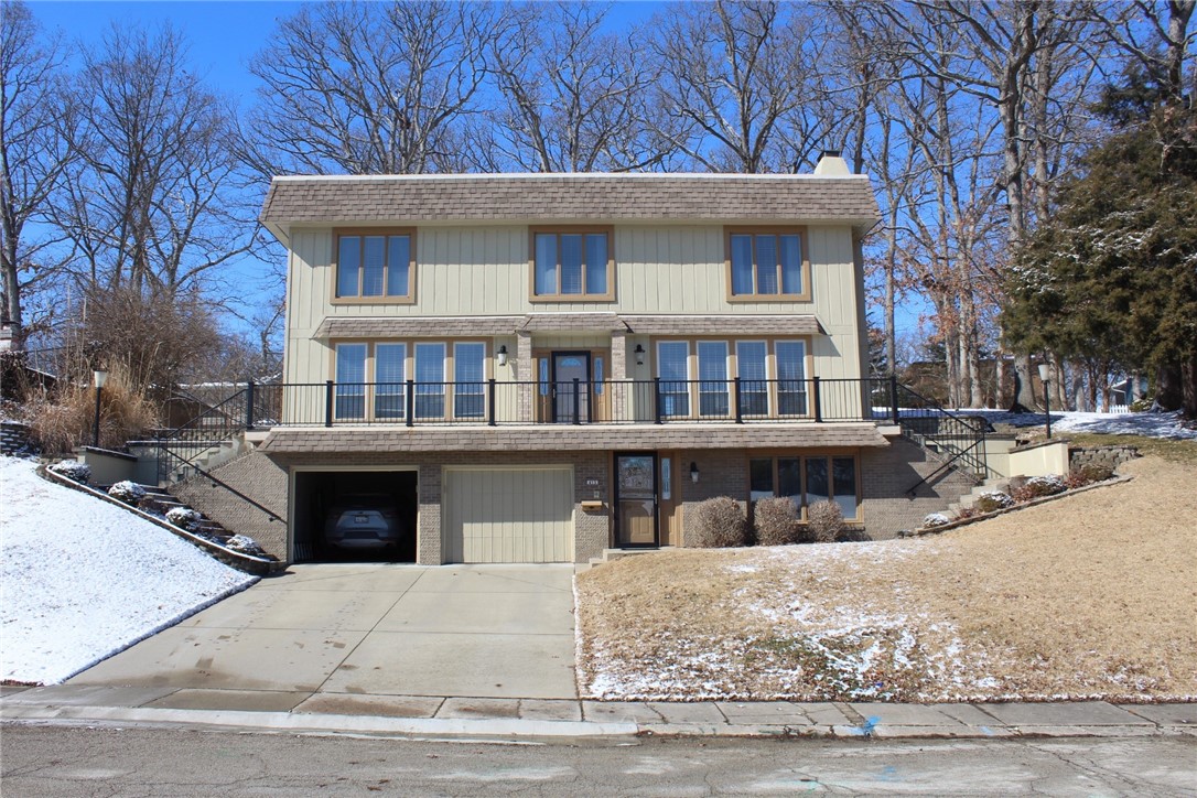 455 Shoreline Drive Property Photo 1