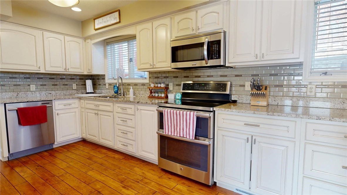 455 Shoreline Drive Property Photo 10