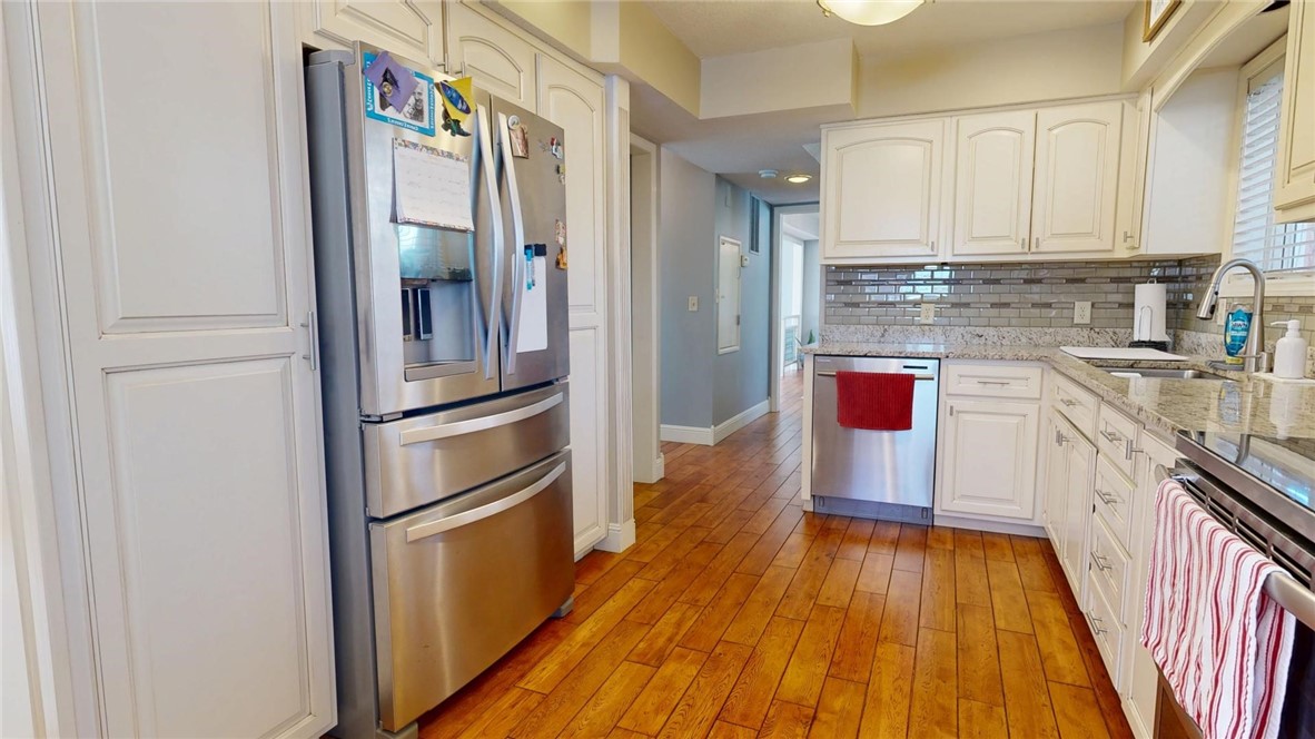 455 Shoreline Drive Property Photo 11