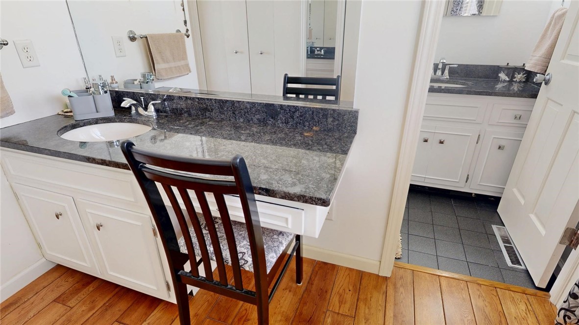 455 Shoreline Drive Property Photo 21