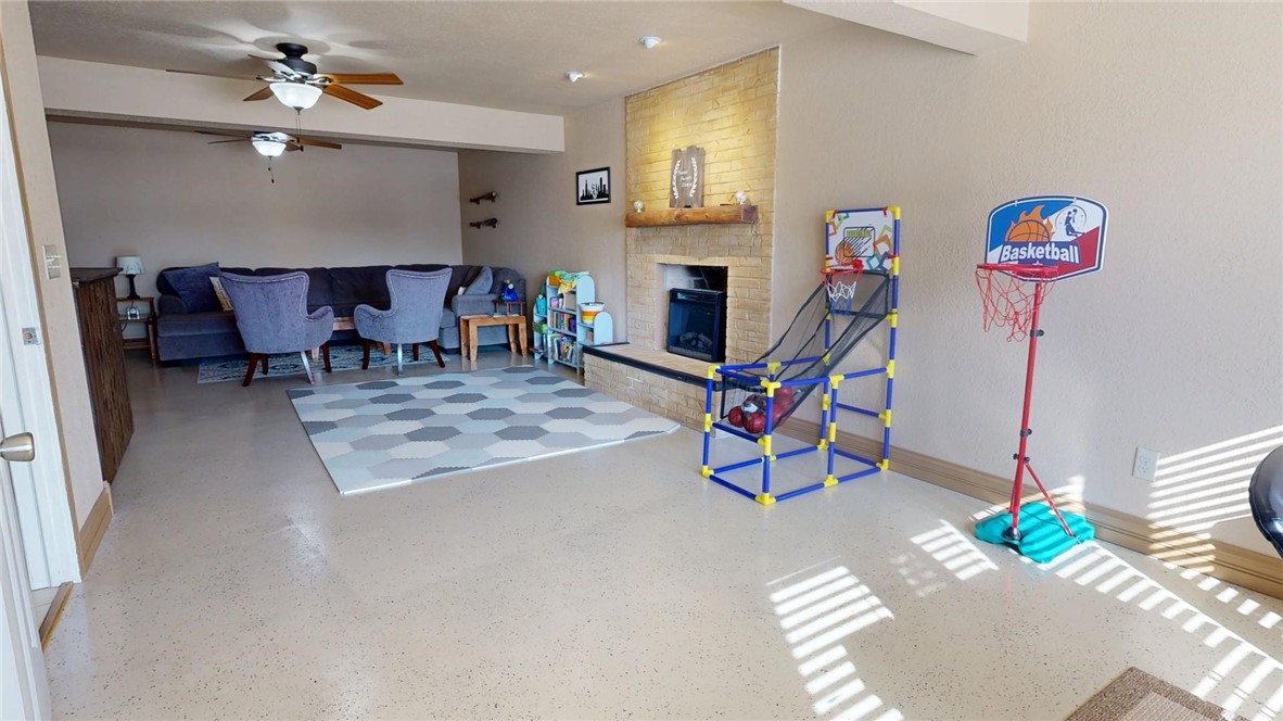 455 Shoreline Drive Property Photo 31