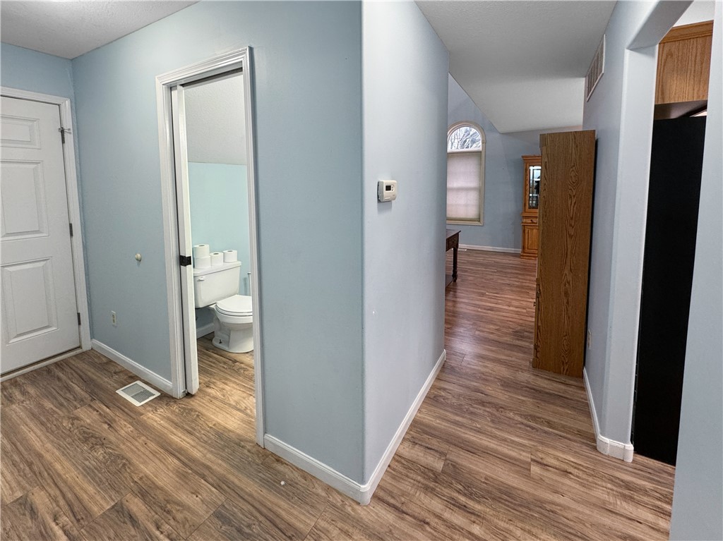 1100 Unique Court Property Photo 11