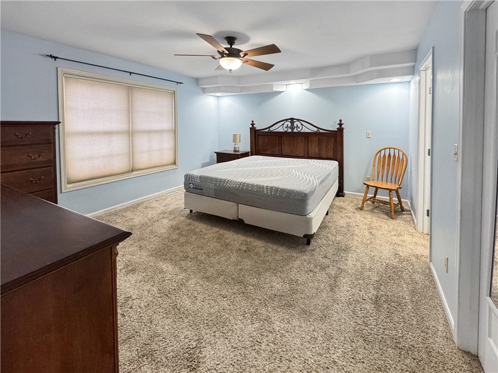 1100 Unique Court Property Photo 14
