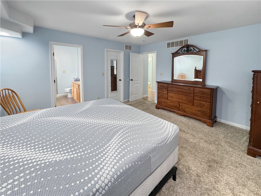 1100 Unique Court Property Photo 15