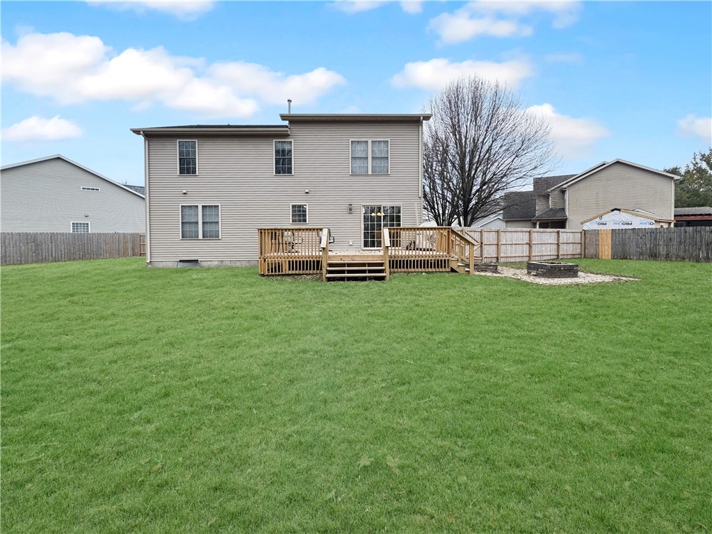 1100 Unique Court Property Photo 32