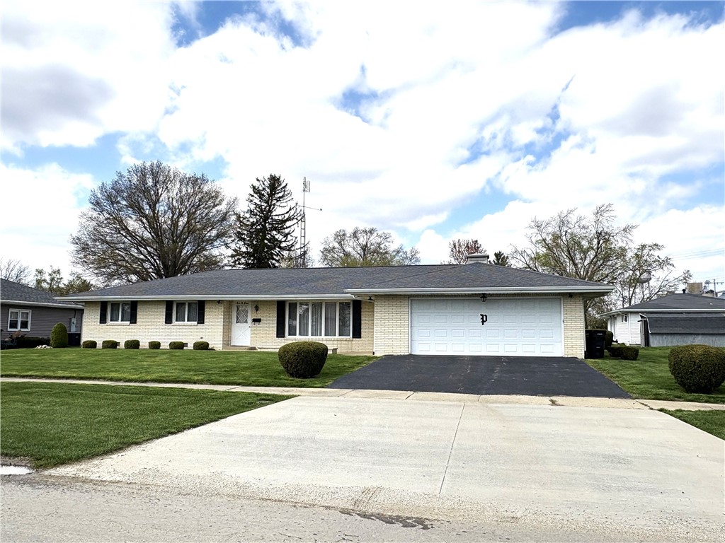 108 W Samuel Street Property Photo