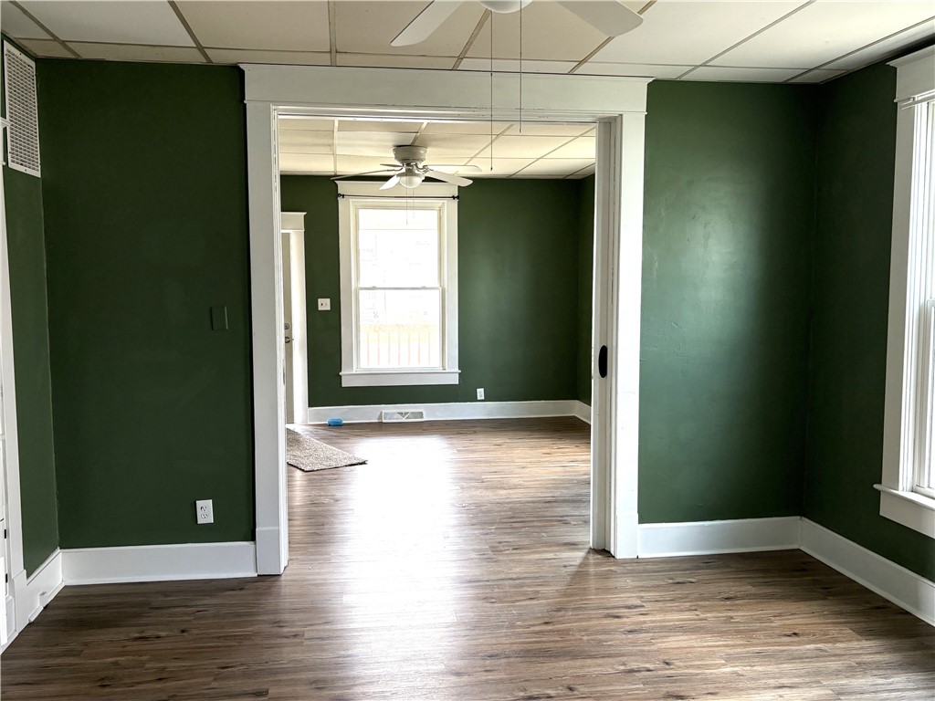 110 N Poplar Street Property Photo 7