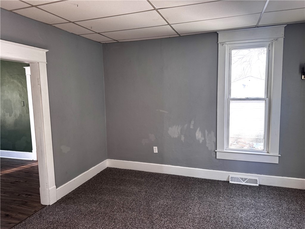110 N Poplar Street Property Photo 12