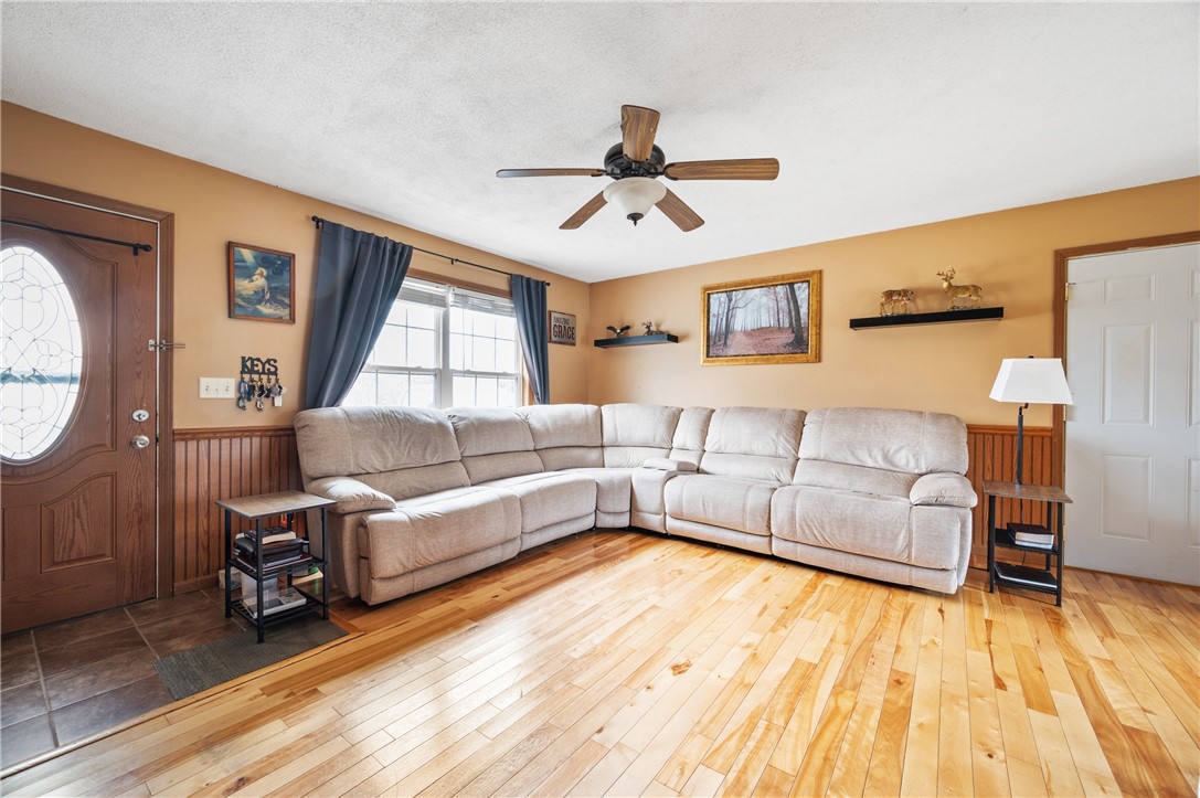 17926 1500th Street Property Photo 3