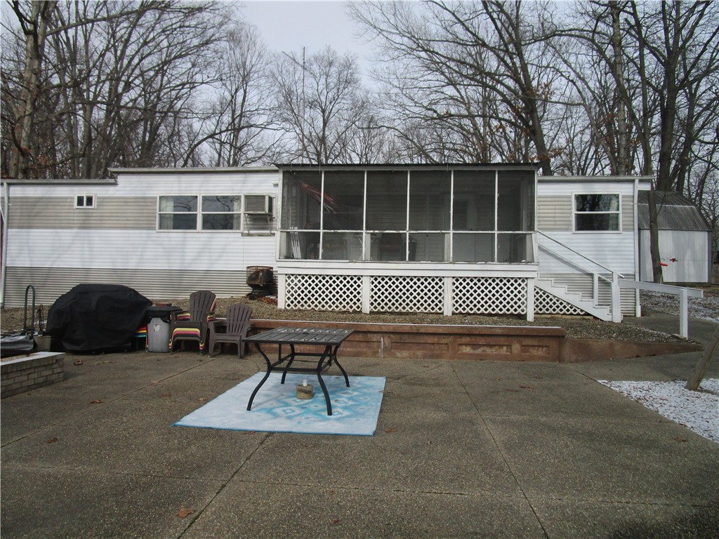 6 Highwater Point Property Photo 3
