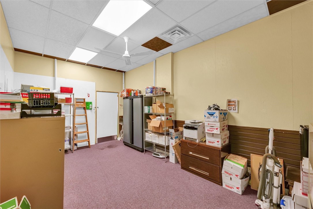110 N Vermilion Street Property Photo 11