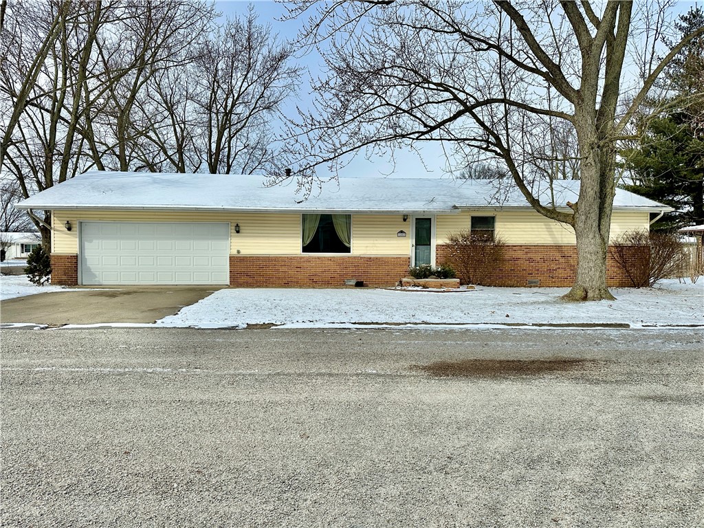 1402 Newton Place Property Photo 1