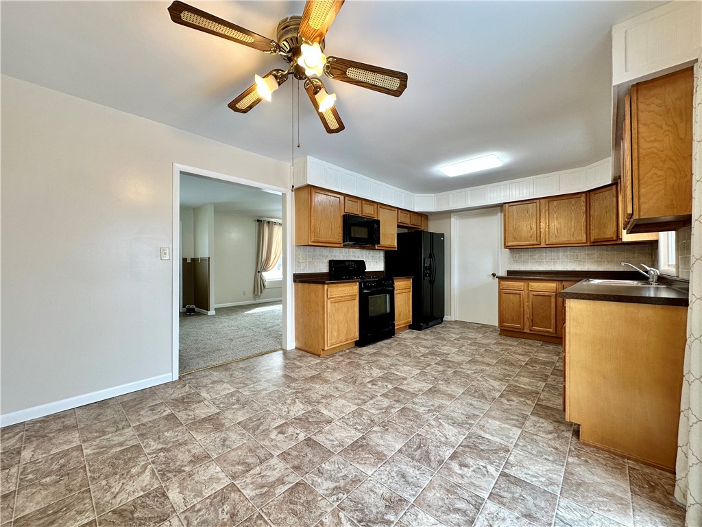 1402 Newton Place Property Photo 7