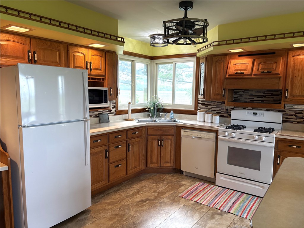 2518 E 100 North Road Property Photo 11