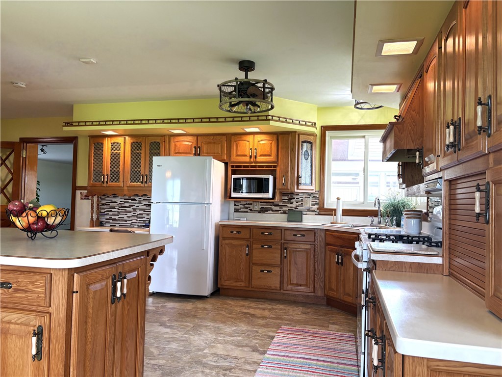 2518 E 100 North Road Property Photo 12