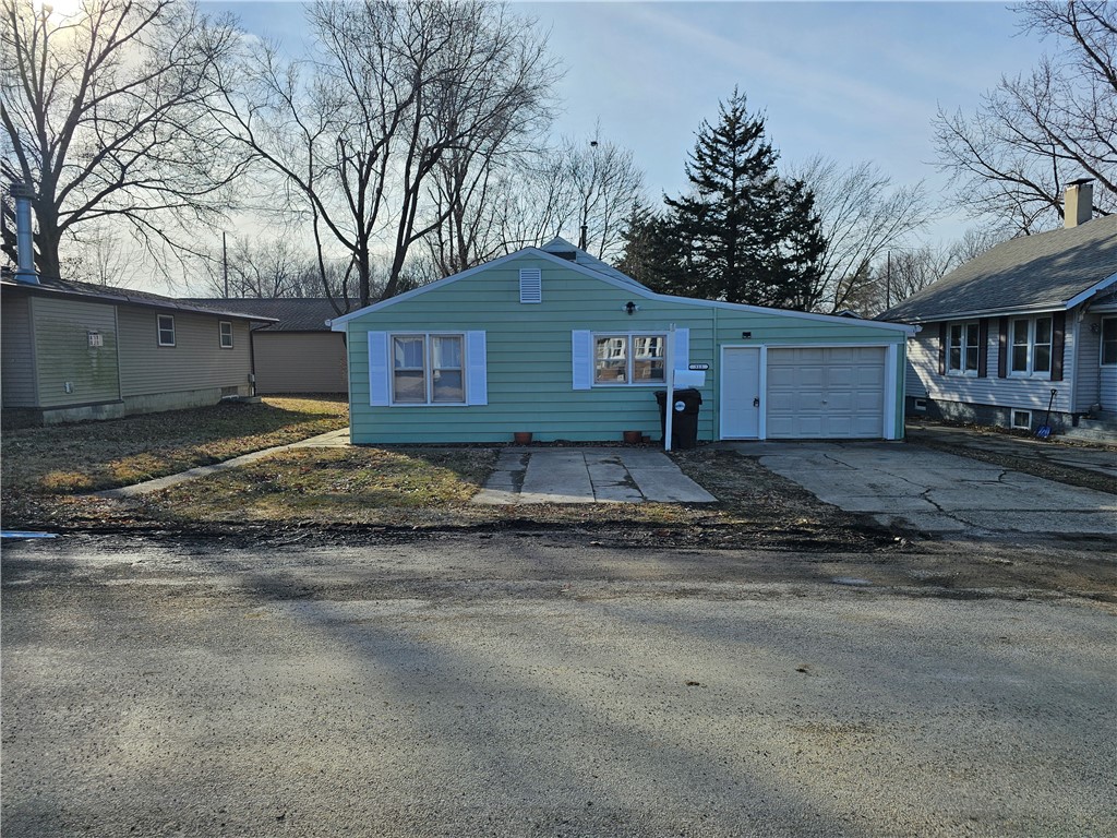 313 S Cain Street Property Photo