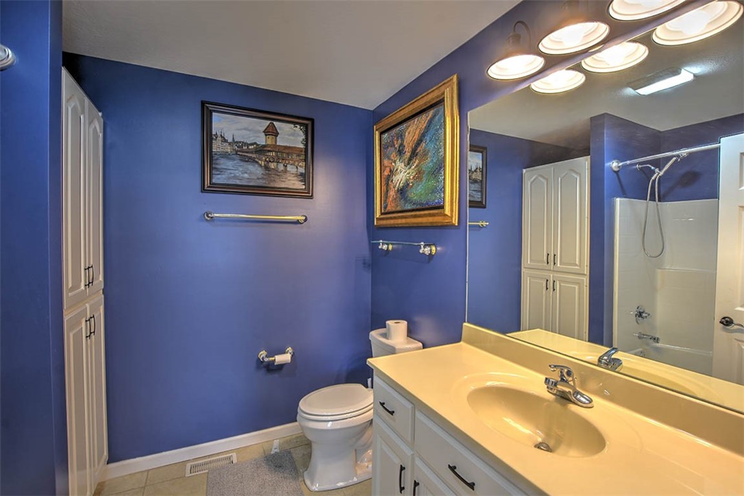 2095 Westland Rd Property Photo 12