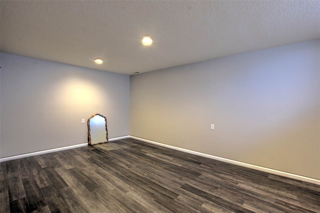 2095 Westland Rd Property Photo 20