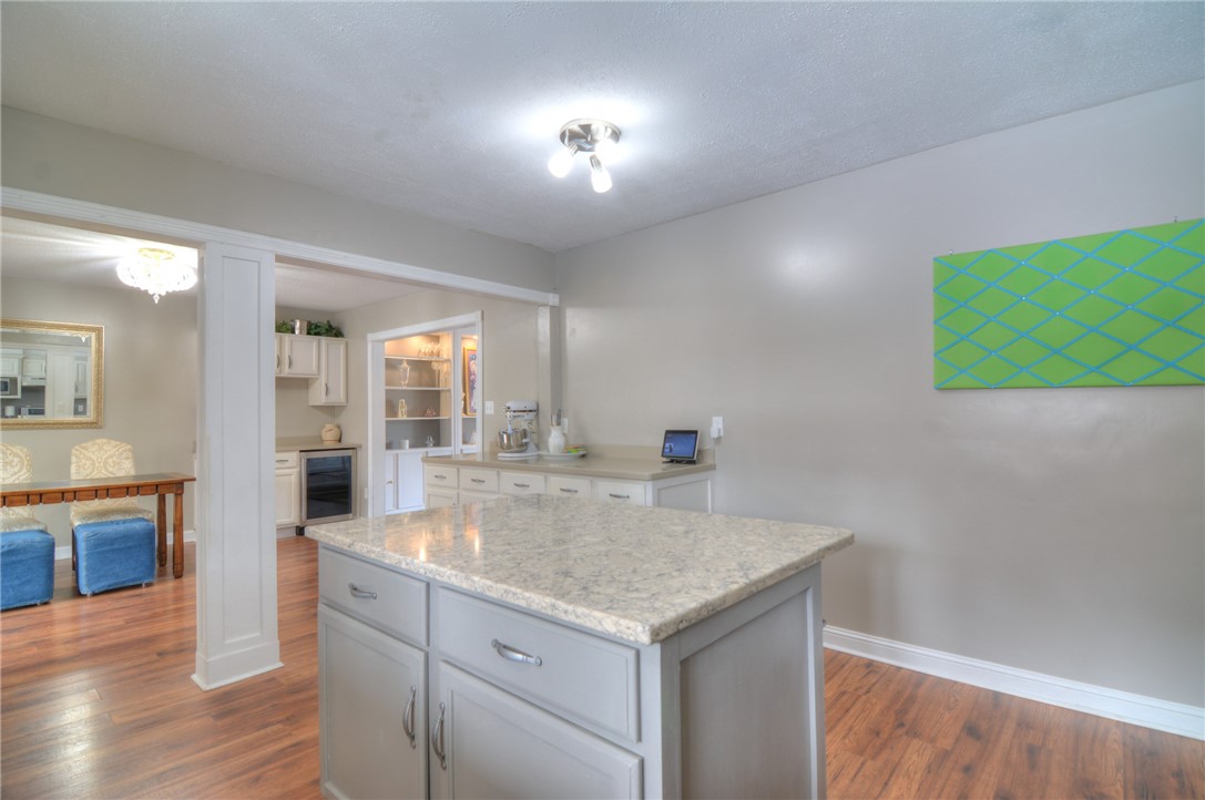 344 Point Bluff Drive Property Photo 14
