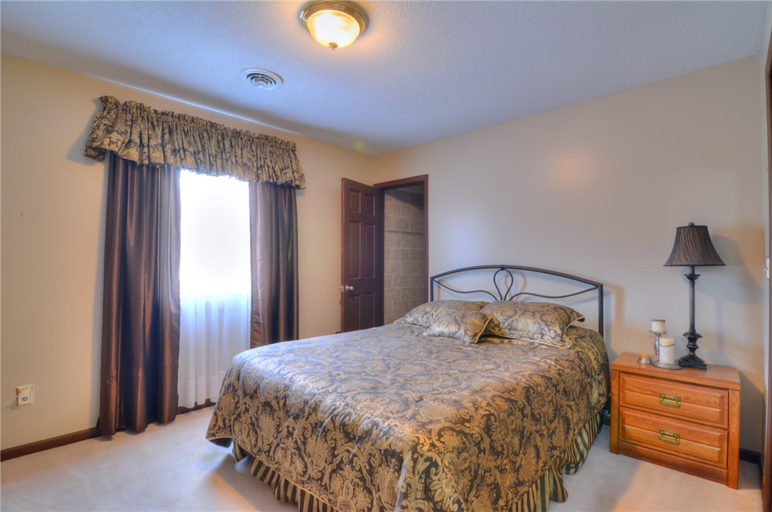 344 Point Bluff Drive Property Photo 25