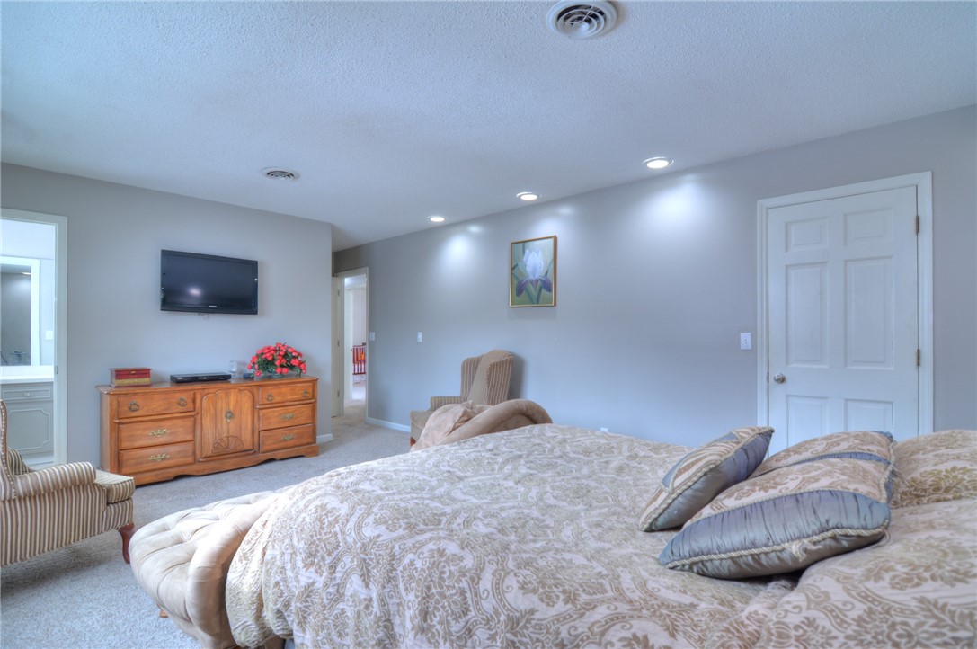344 Point Bluff Drive Property Photo 29