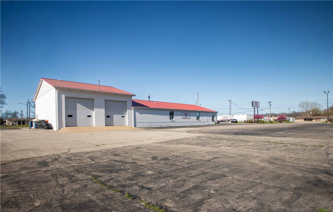 3622 N Vermilion Street Property Photo 4