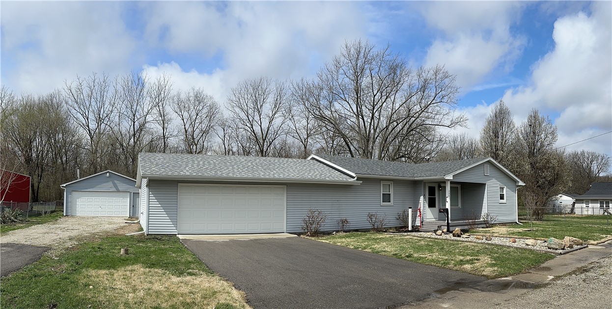 224 Cook Street Property Photo 30