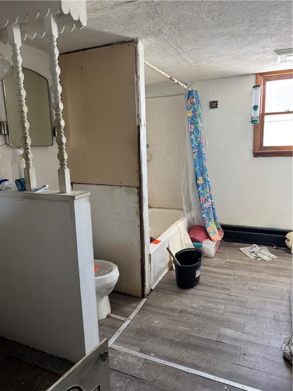 709 E Pleasant Street Property Photo 8