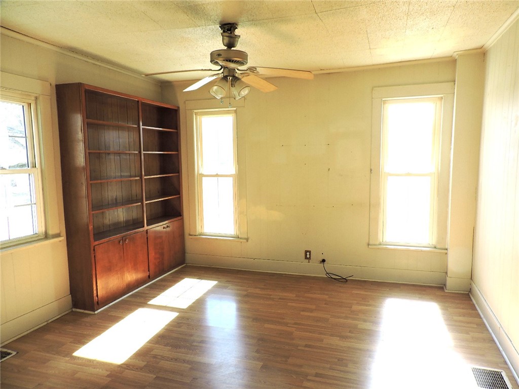 107 Maple Street Property Photo 8