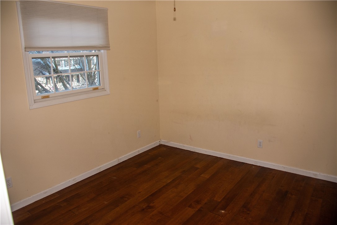 1007 Crestwood Drive Property Photo 8
