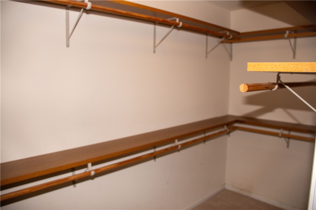 1007 Crestwood Drive Property Photo 13