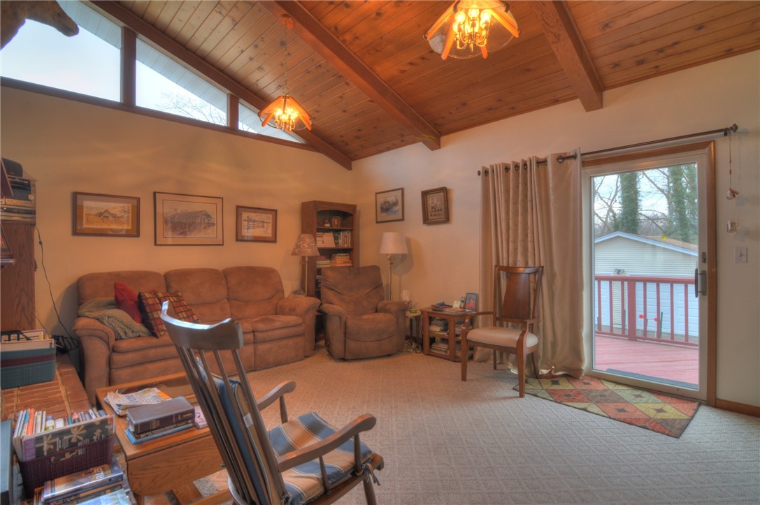 1463 Greendell Drive Property Photo 11