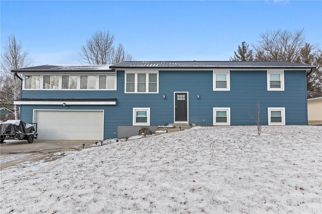 210 E Meadows Lane Property Photo