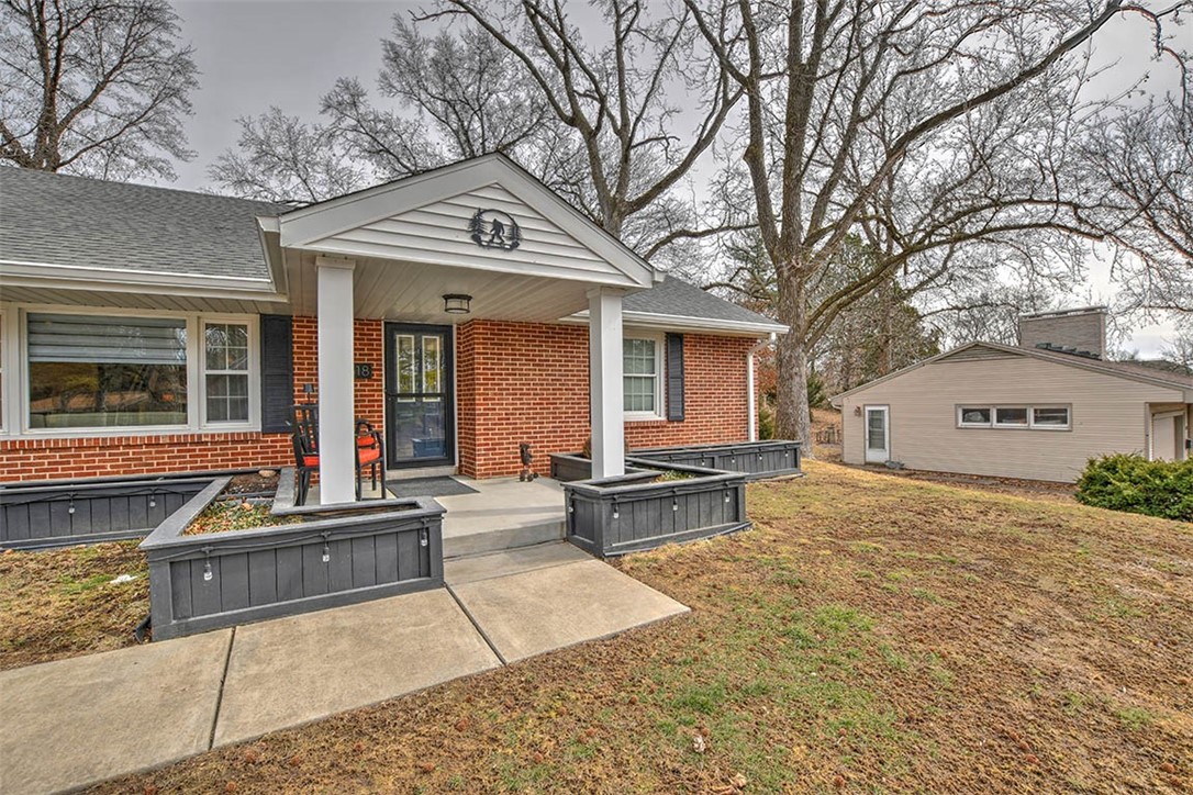 318 Southmoreland Place Property Photo 23