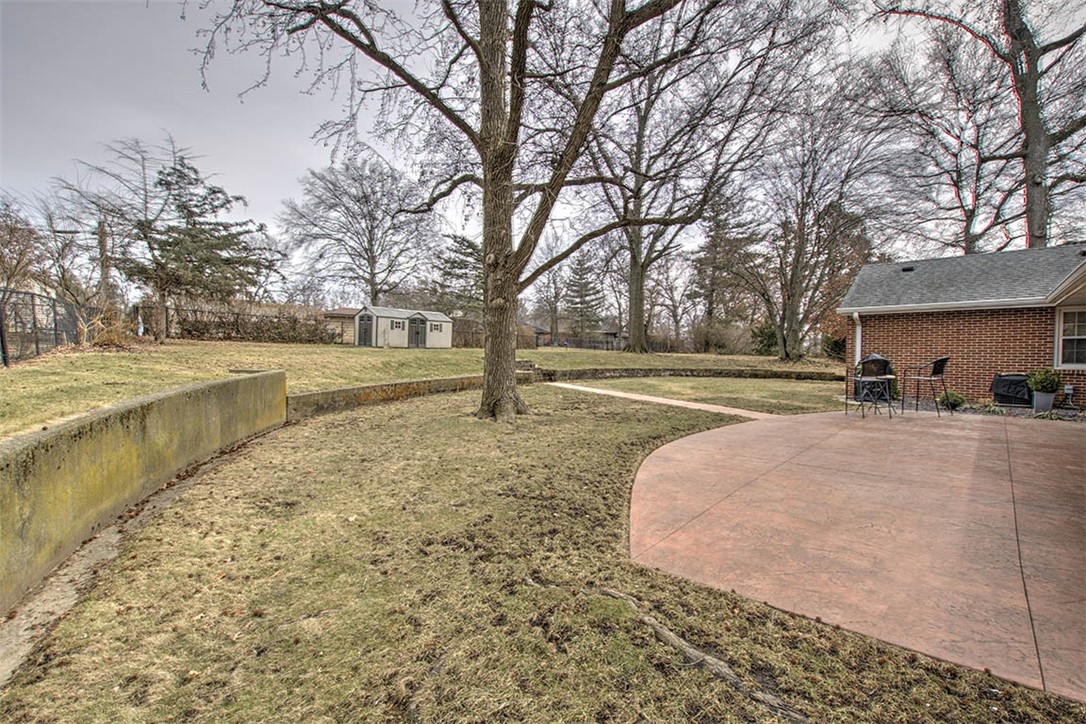 318 Southmoreland Place Property Photo 26