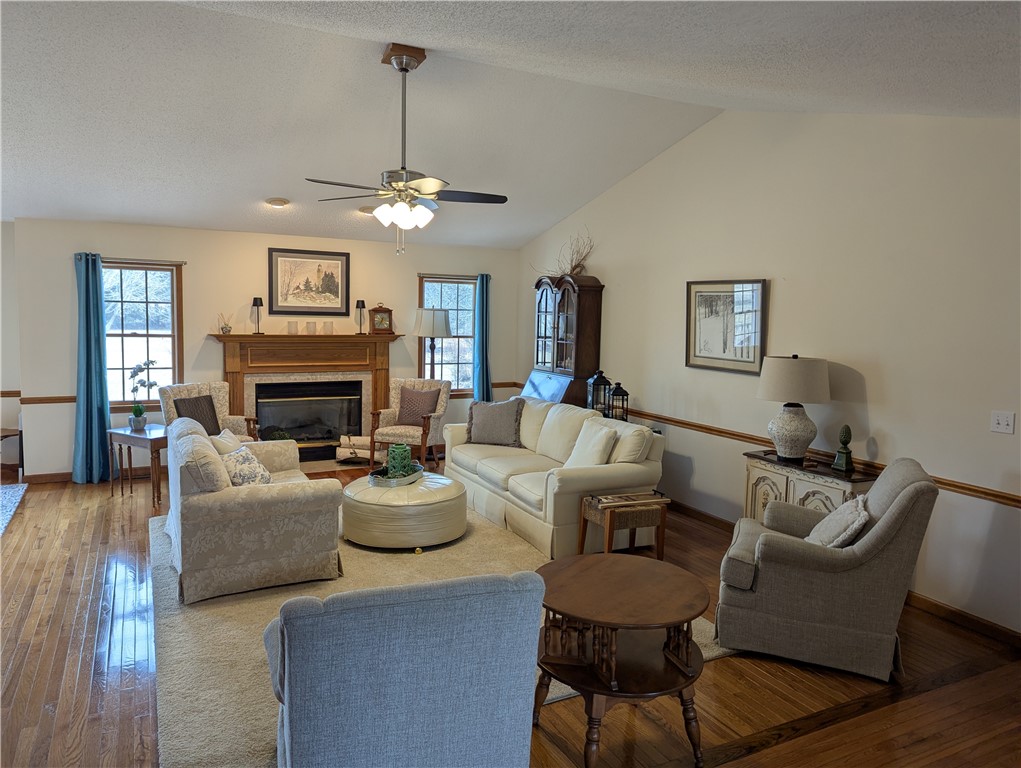 8134 Country Club Road Property Photo 6
