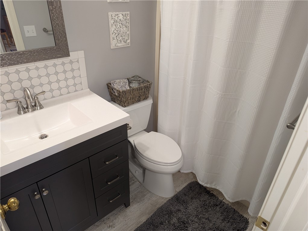 8134 Country Club Road Property Photo 35