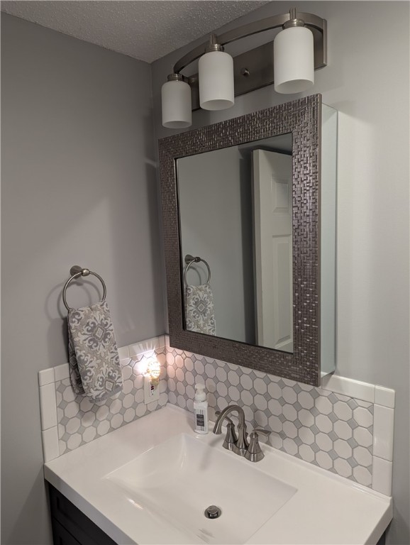 8134 Country Club Road Property Photo 36