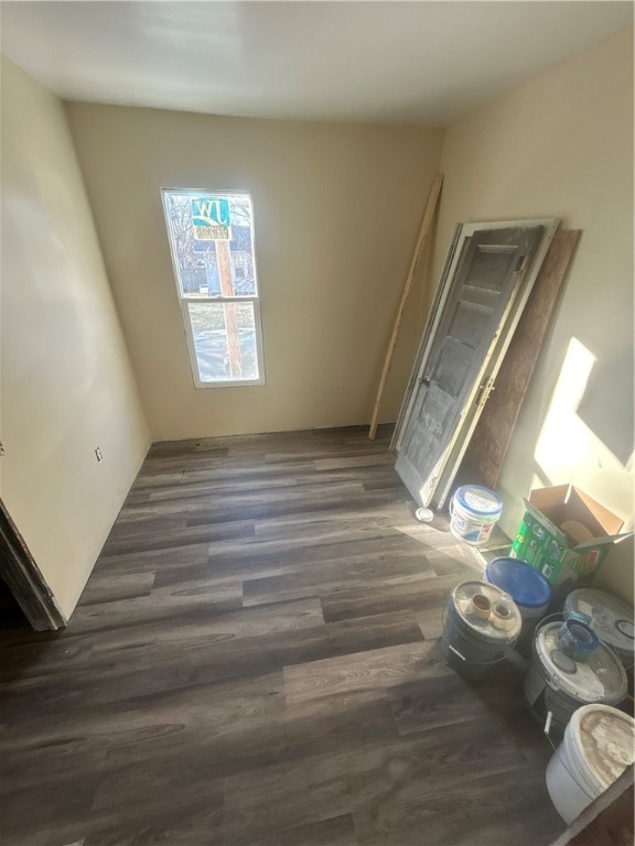1197 Green Street Property Photo 4