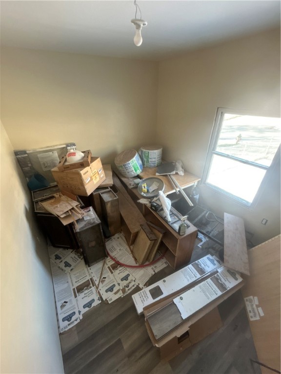 1197 Green Street Property Photo 5