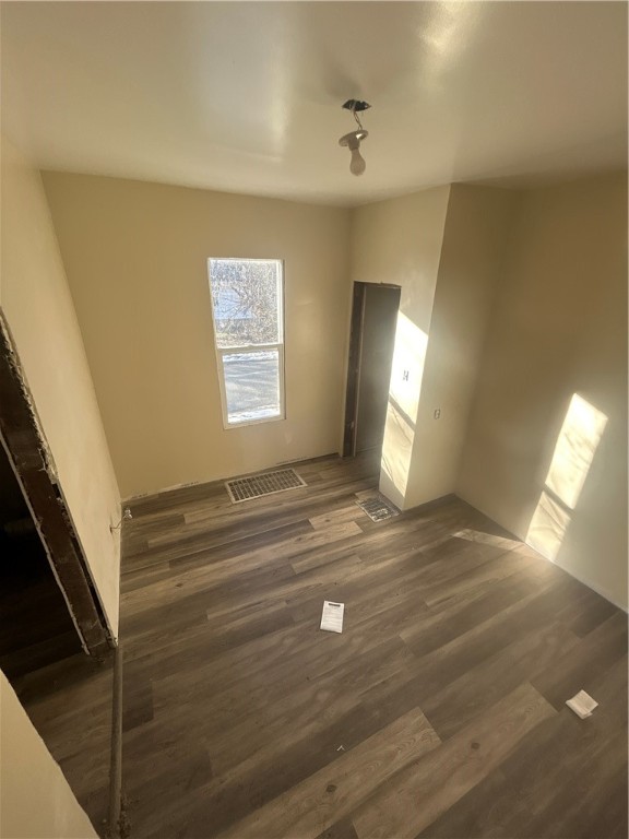 1197 Green Street Property Photo 8