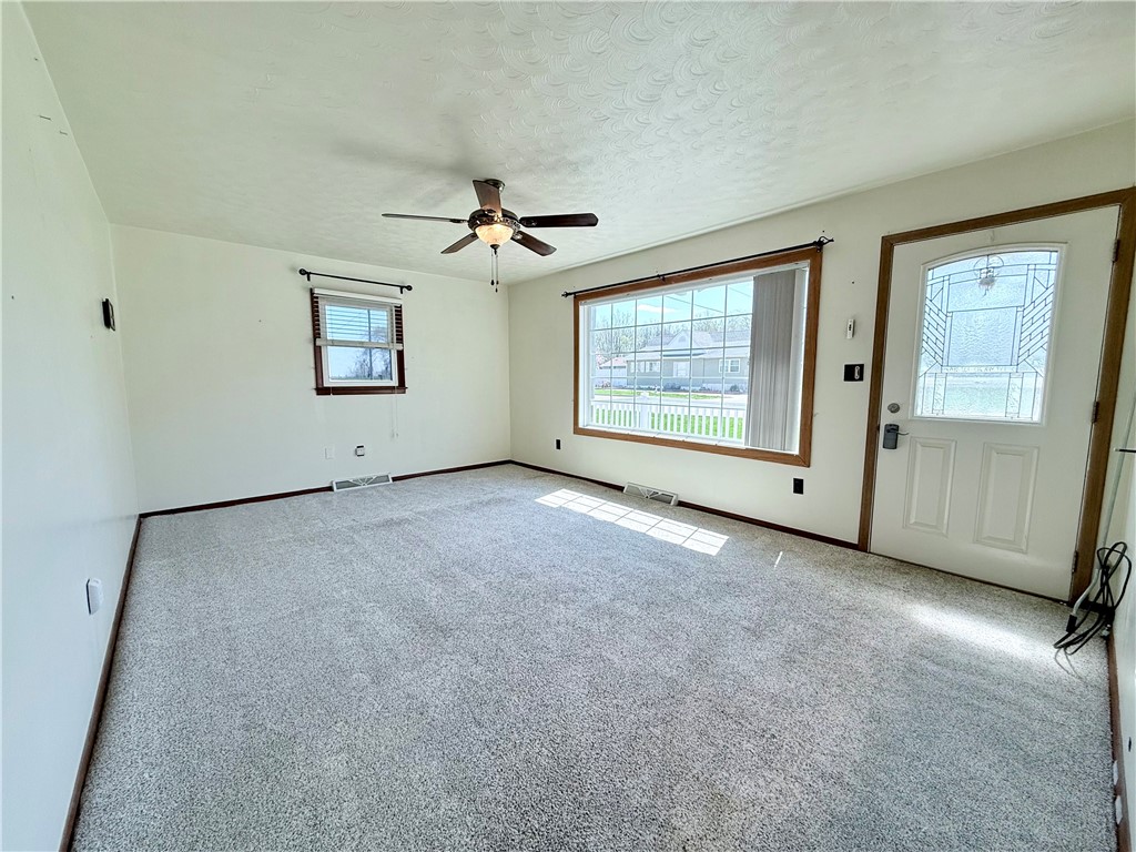 342 Cox Street Property Photo 4