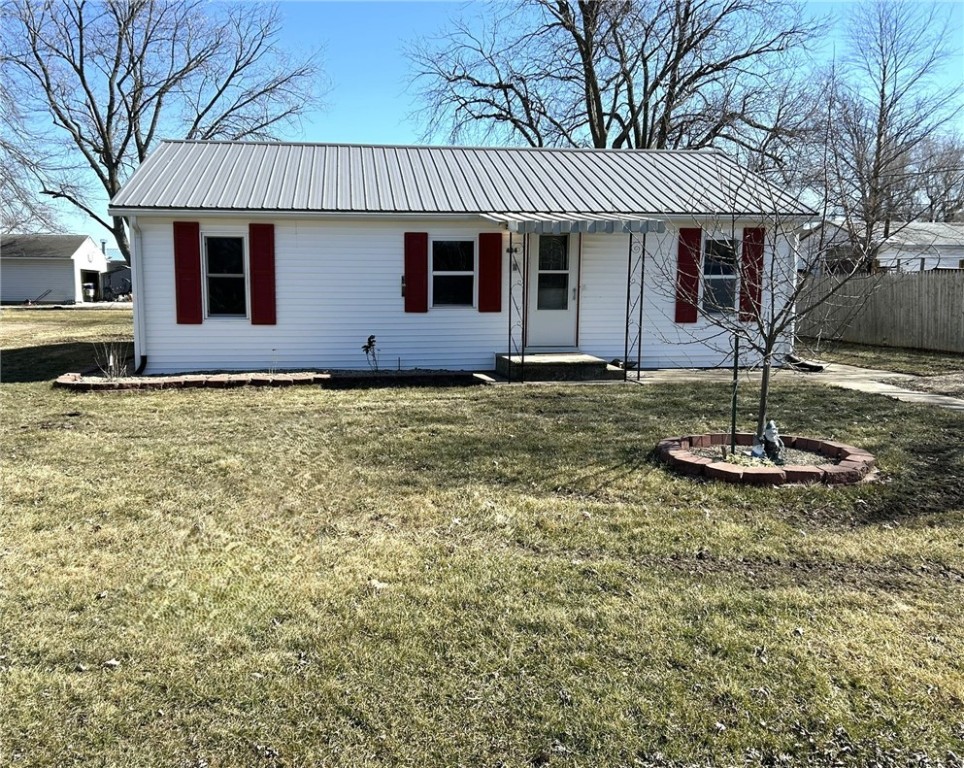 404 Pine Street Property Photo 2
