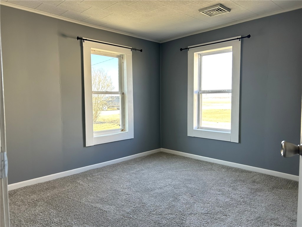 404 Pine Street Property Photo 12