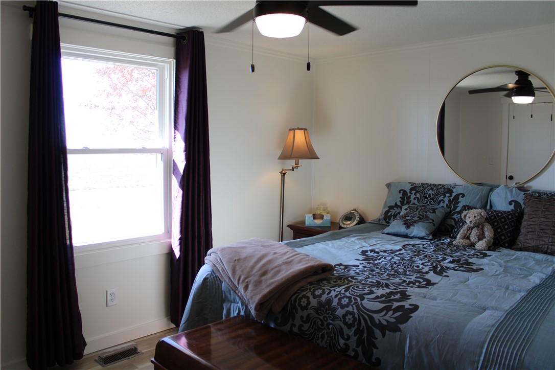 1529 E 2300 North Road Property Photo 15