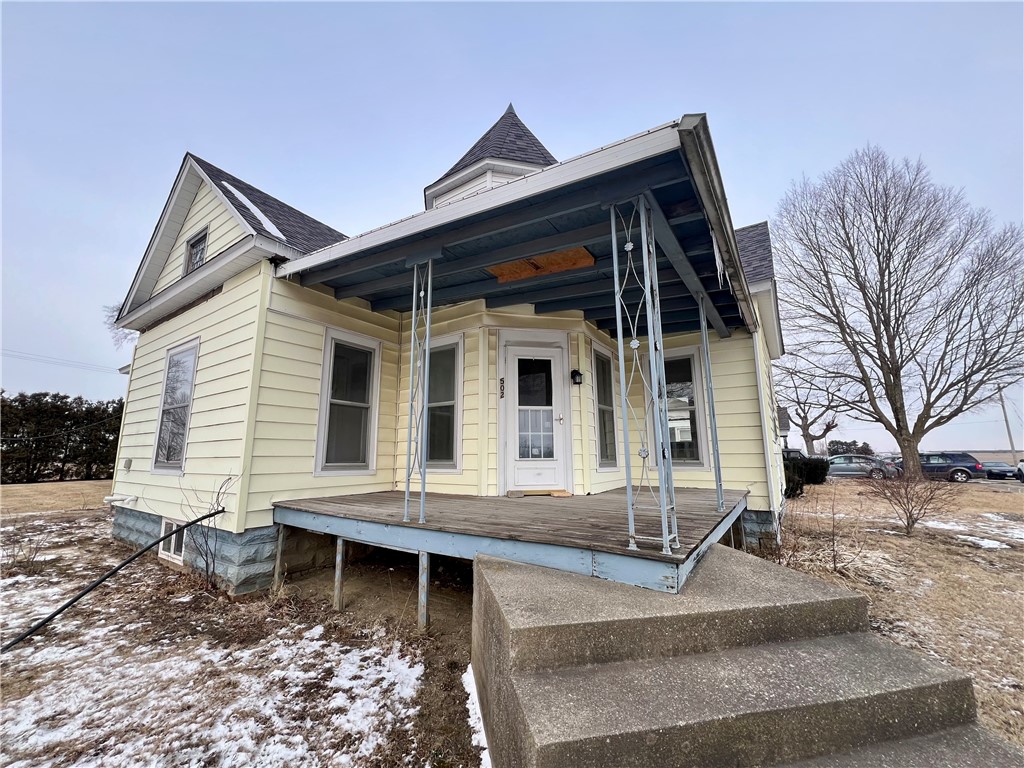 502 Attica Street Property Photo 2